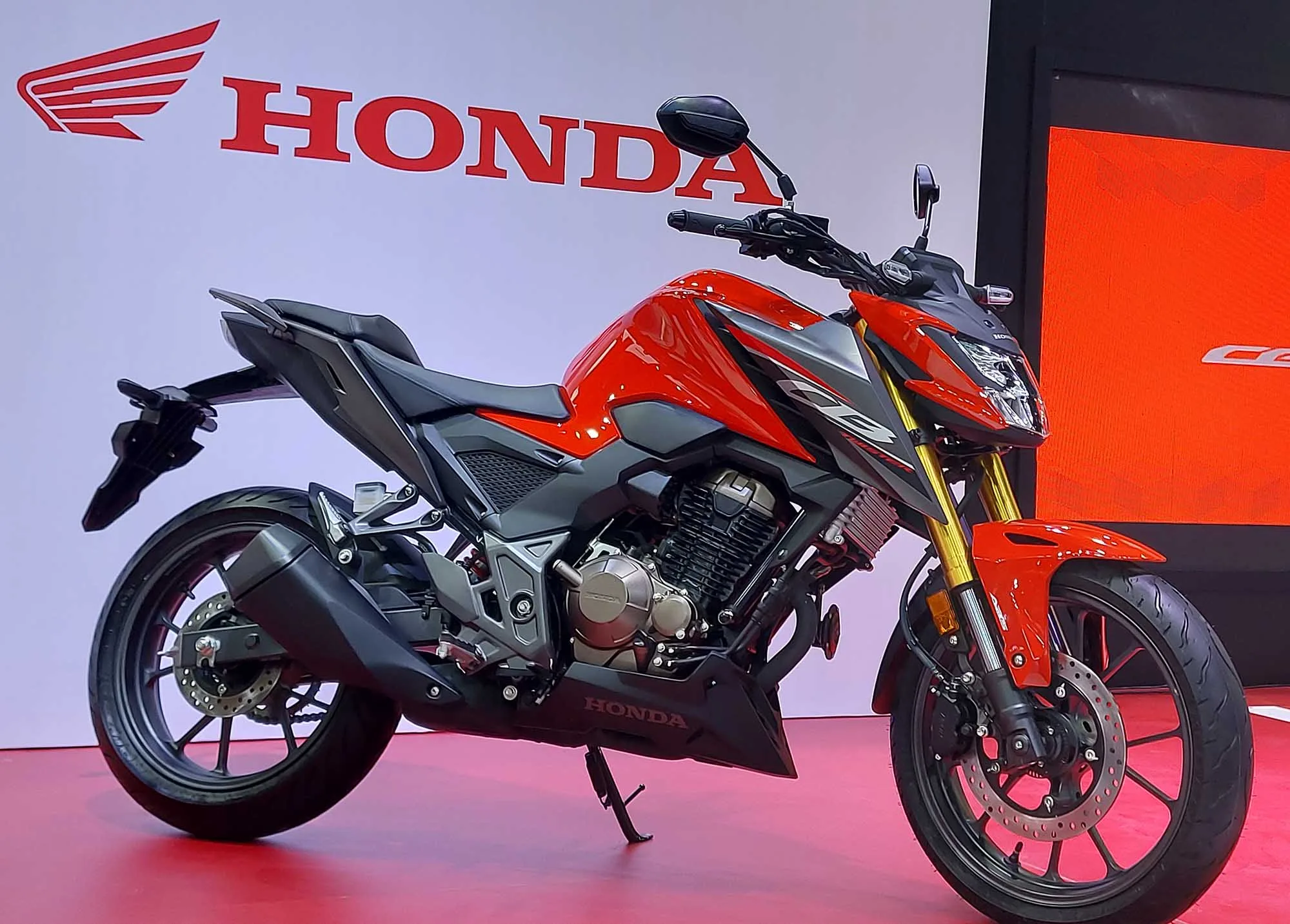 Honda CB300F Twister: precio en enero