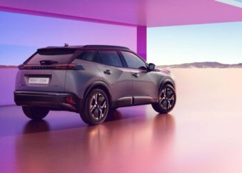 El nuevo 2008, el SUV que podría fabricarse en el país, se presentó en Europa