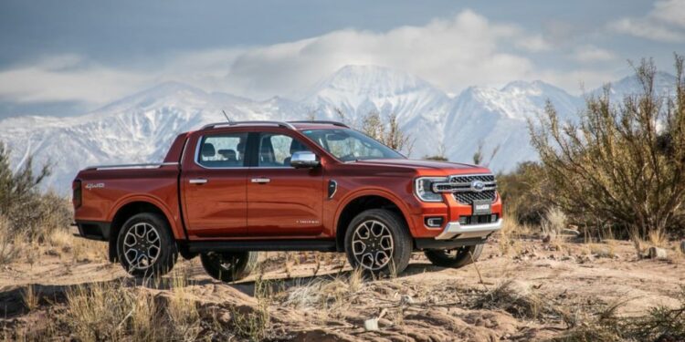Precio Nueva Ford Ranger 2023 vs Hilux y Amarok
