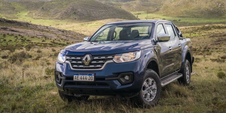 Renault renueva beneficios y precios para sus vehículos durante junio