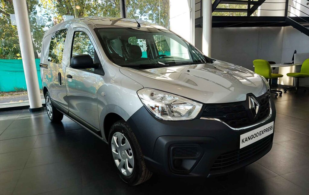 Renault-Kangoo-Mendoza