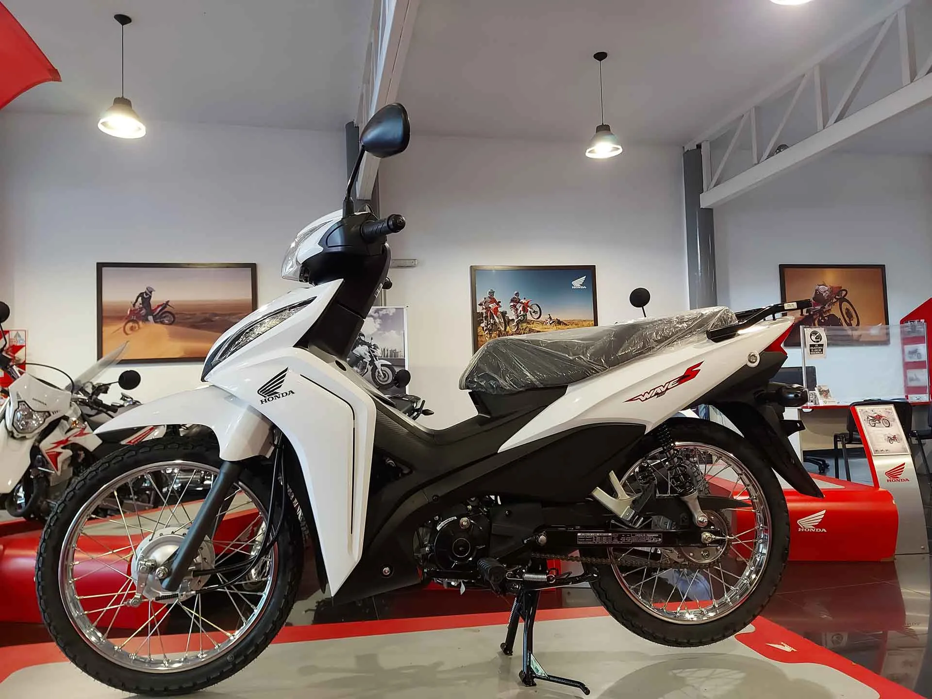 Precio congelado para la Honda Wave 110S C/D con freno a disco
