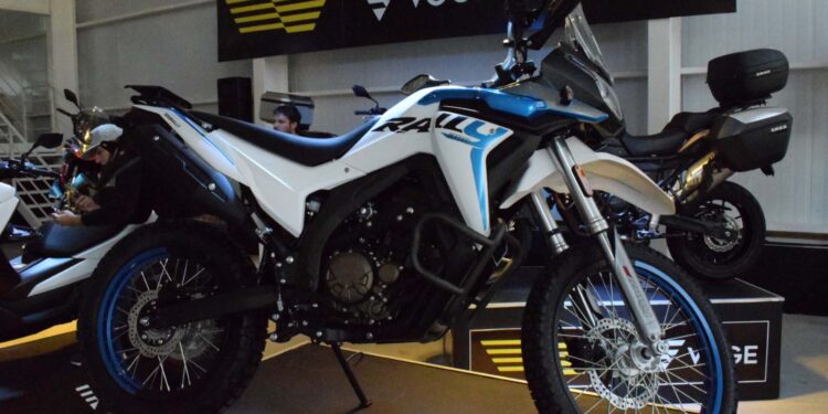 Voge presentó en Mendoza sus nuevos modelos: 300 Rally, 500 AC y SR4 Max