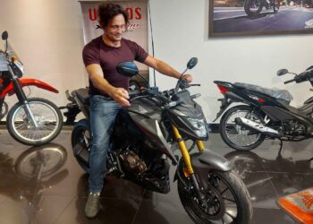 honda-cb300-twister-prueba