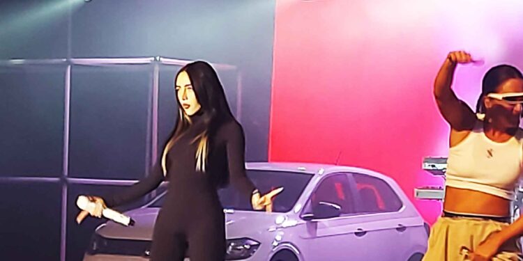 Nicki-Nicole-Nuevo-Polo