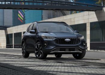 Kuga híbrido: Ford presenta el renovado SUV con nuevo diseño y tecnología