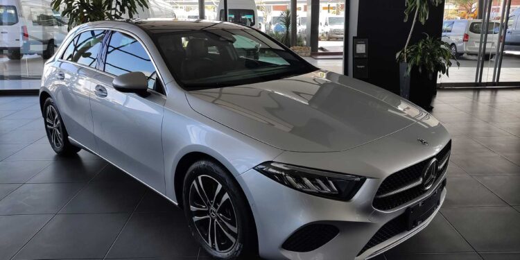 Mercedes-Benz A 200 Progressive con precio y beneficios especiales