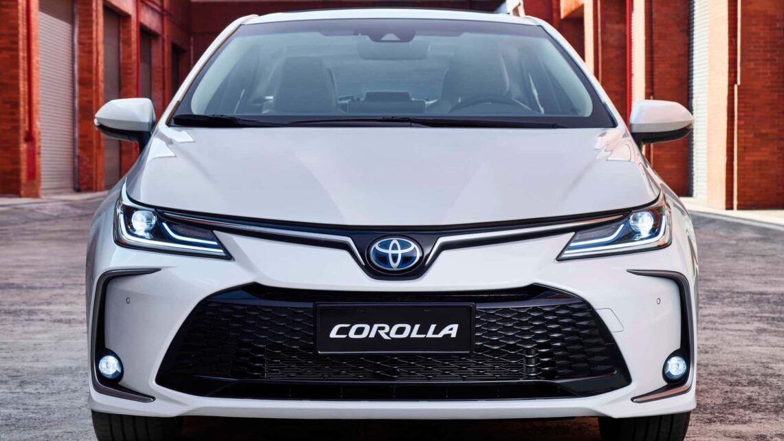 Toyota Corolla precios de las versiones 2024 del sedán