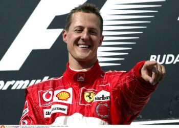 Subastaron objetos de Michael Schumacher.