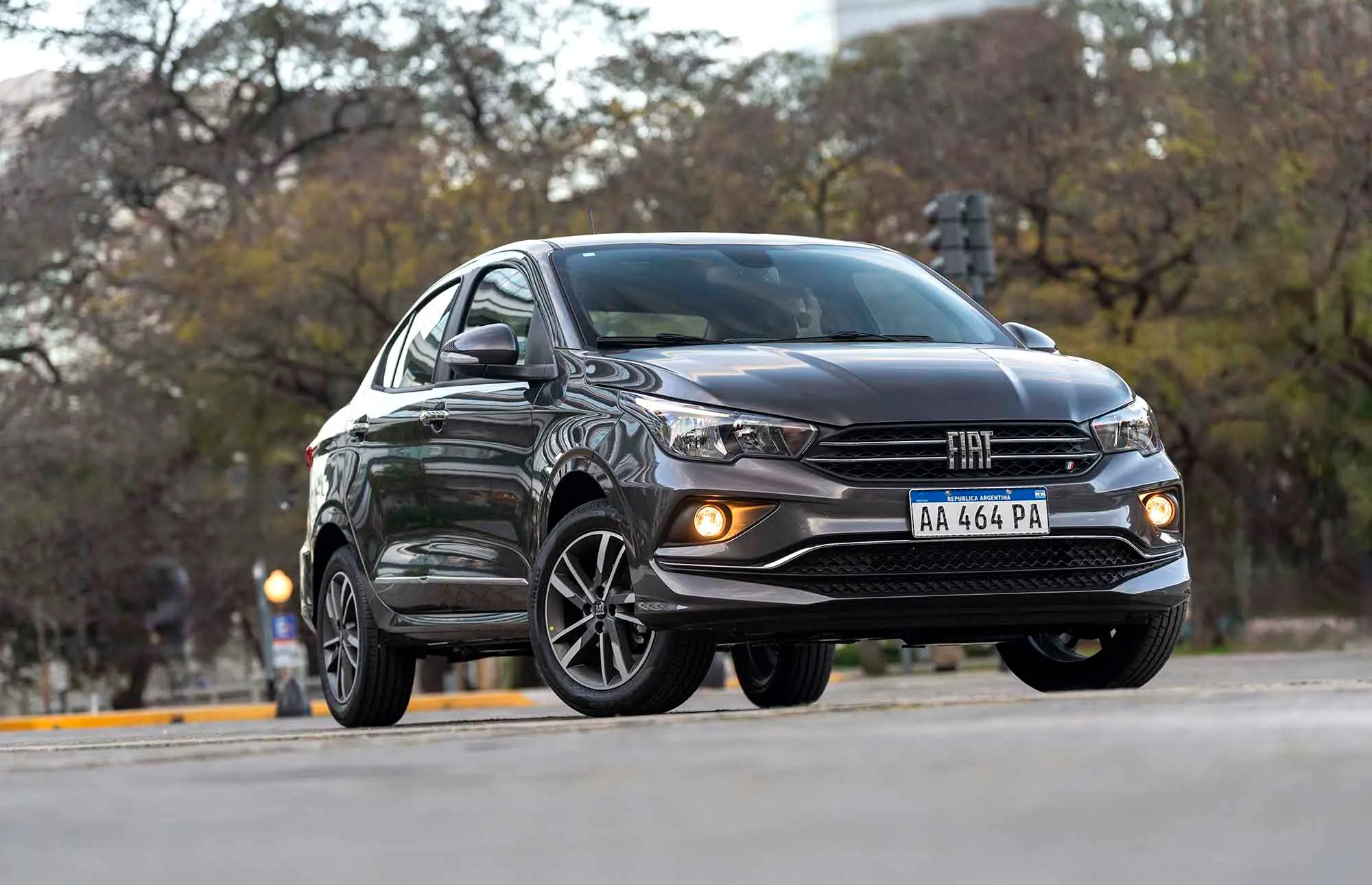 Fiat-Cronos-sedan-2023-008