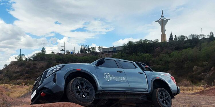 Nissan-Frontier-Pro4X-test-drive