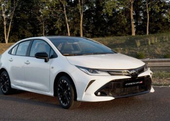 Toyota lanza el nuevo Corolla GR-Sport con nuevos detalles en seguridad y tecnología