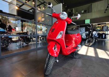 Vespa desembarcó en Mendoza la renovada versión de la VXL 150 y te la presentamos