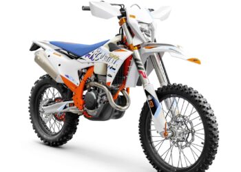 KTM lanza en el país la 350 EXC-F Six Days, inspirada en el espíritu argentino
