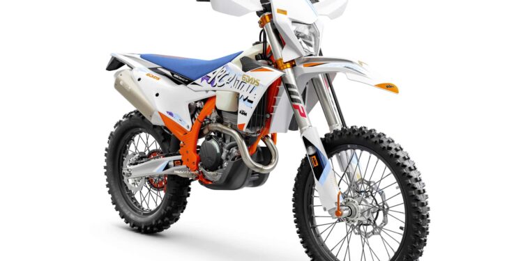 KTM lanza en el país la 350 EXC-F Six Days, inspirada en el espíritu argentino