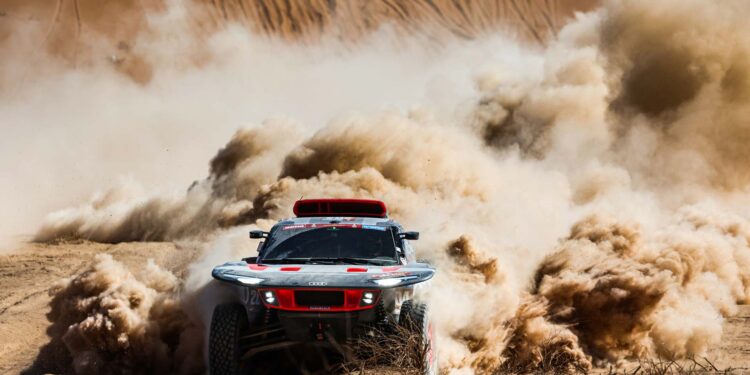 Audia-e-tron-Dakar-2024-en-desierto