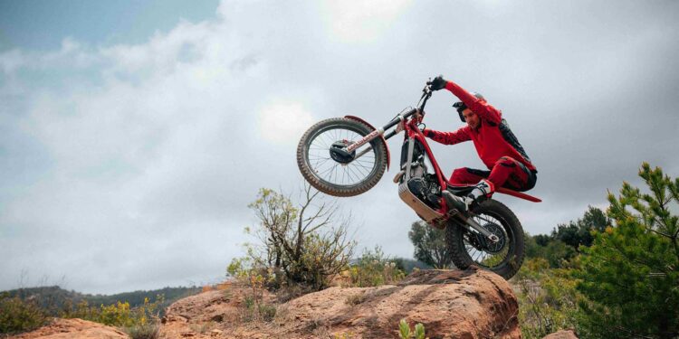 GasGas lanza en el país las TXT Racing 280 y 300, sus más recientes trial