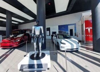 Tesla-concesionario Nueva York chile