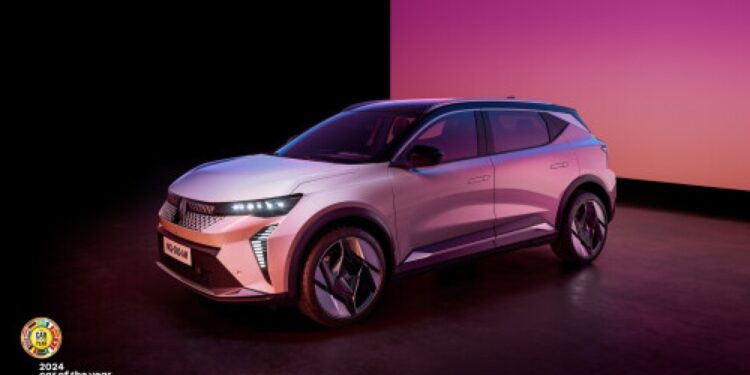 Renault Scenic E-Tech: el 100% se alza con el premio Car of The Year