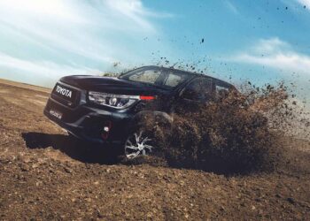 Precios de todas las versiones de la Toyota Hilux para marzo