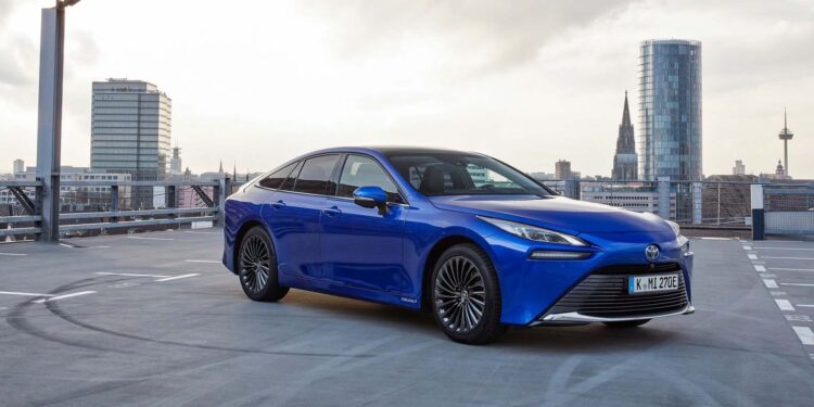 Toyota Mirai FCV se ofrece con un increíble descuento de 40.000 dólares