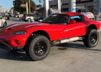 Dodge Viper todoterreno