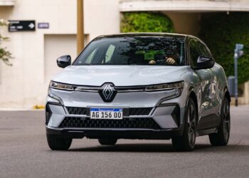 Renault Megane e-Tech: el 100% eléctrico se lanza al país con estos detalles y precio
