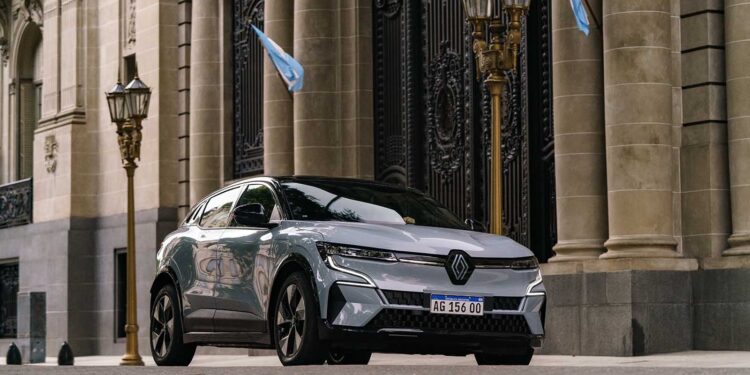 Renault Megane e-Tech: el 100% eléctrico se lanza al país con estos detalles y precio