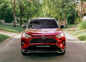 El nuevo Toyota RAV4 PHEV se suma la flota de Kinto Share ¿cómo rentar el SUV?