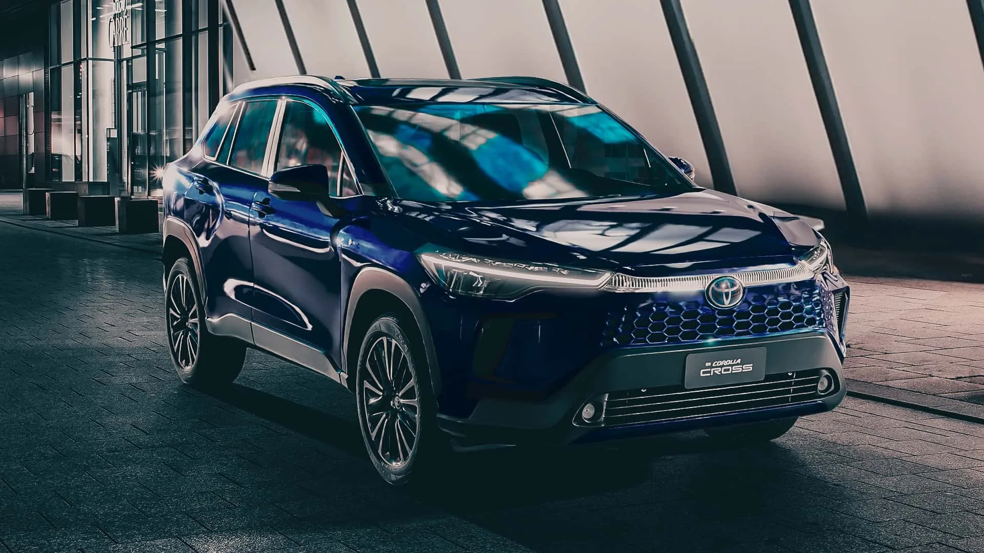 El Corolla Cross 2025, que llegará a nuestro país, fue presentado oficialmente en Brasil