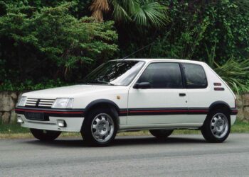 El mítico Peugeot 205 GTI celebra sus 40 años de vida