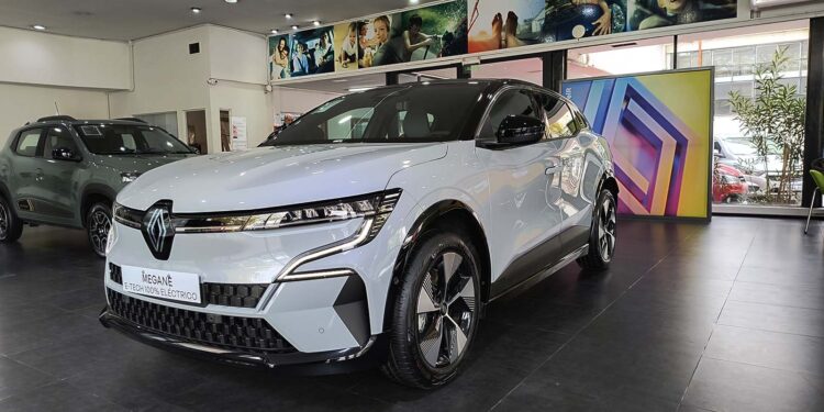 El 100% eléctrico Renault Megane E-Tech llegó a Mendoza y te contamos cómo podrás conducirlo