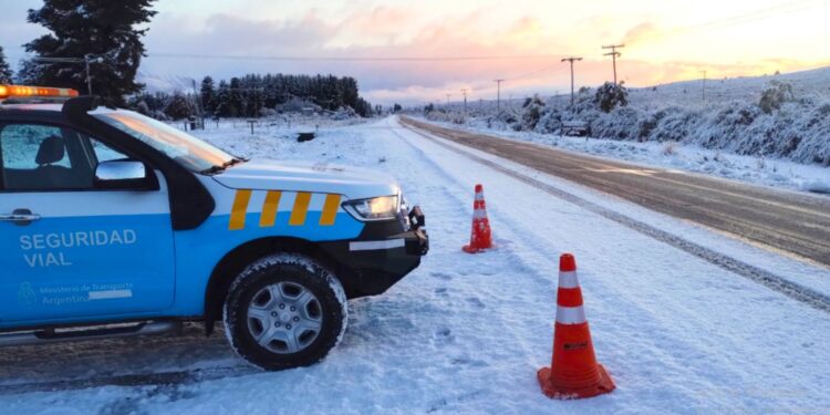Cómo conducir con nieve: medidas preventivas