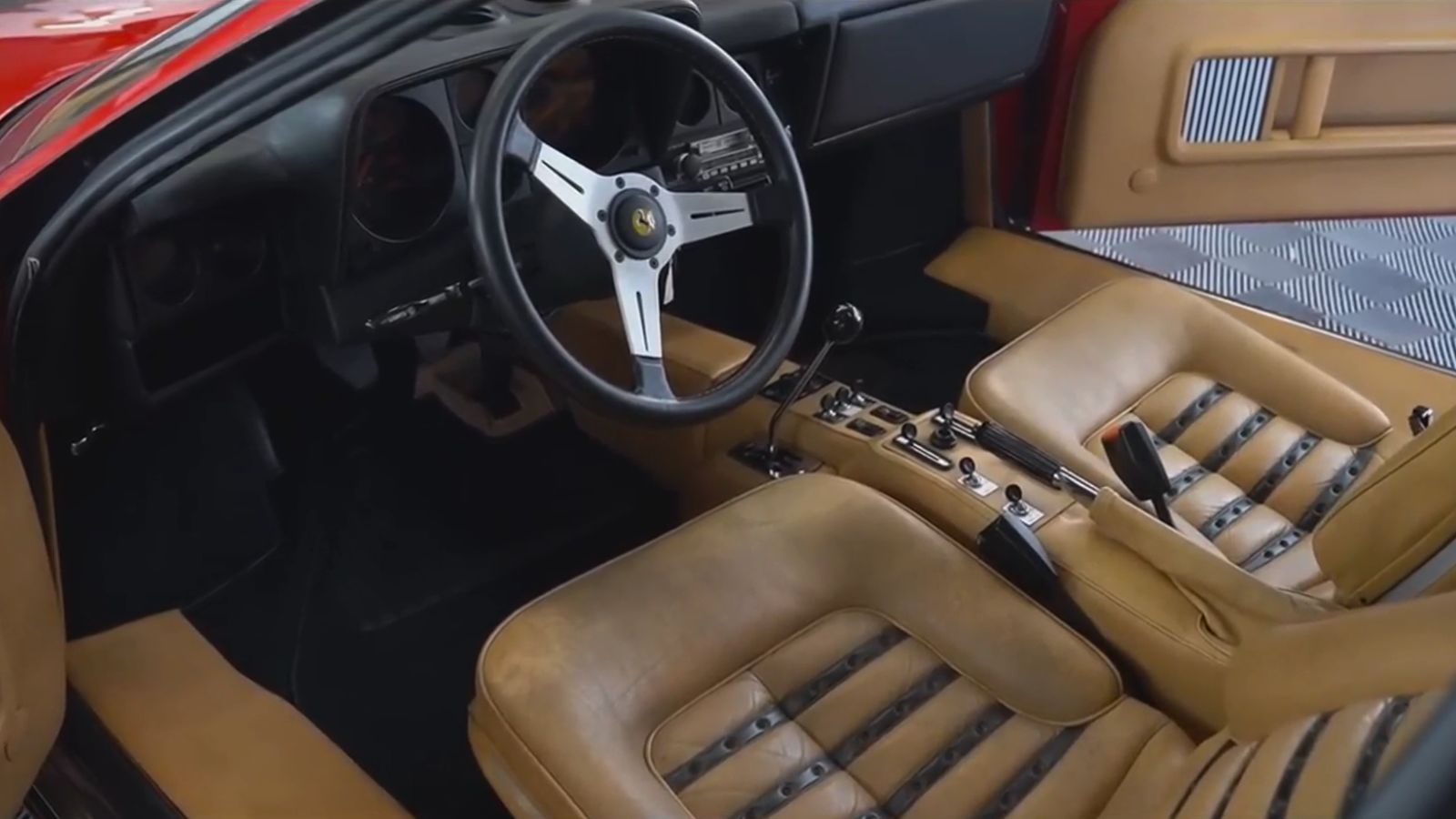 Ferrari 512 BB: llevaba 28 años escondida en un garaje