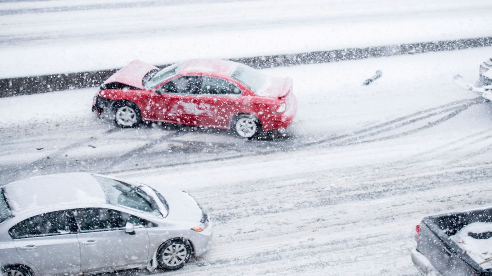 Cómo conducir con nieve: medidas preventivas