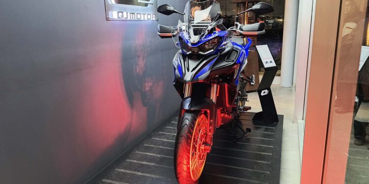 QJMotor Mendoza presentó su concesionario y a las flamantes motos de la marca