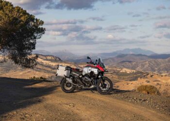 Conocé la imponente BMW R 1300 GS Adventure que llegará a la Argentina