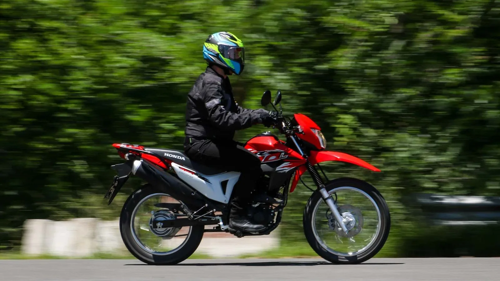 La Honda XR190L arrancó el 2025 con un precio increíble
