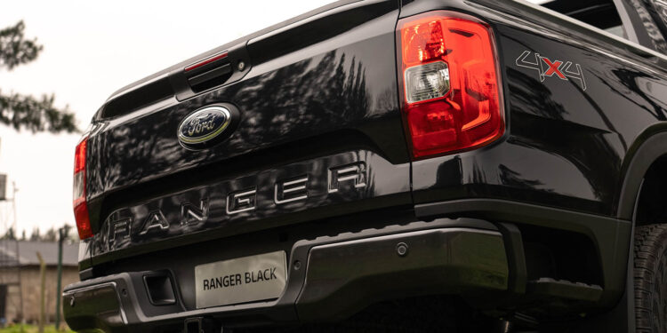Ford presentó la nueva Ranger Black y con un precio más que interesante