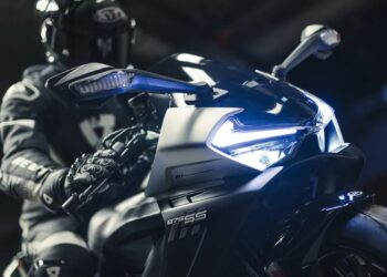 Nueva CFMoto 675SS 2025