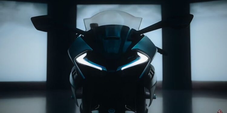 CFMoto 675 SR-R