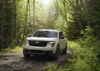 Ford Maverick 2025: el restyling suma tecnología y más novedades
