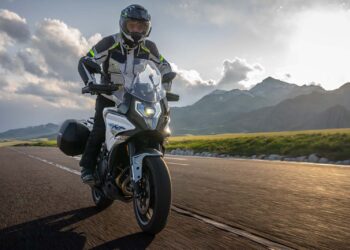 CFMoto 700MT: precio y financiación especial para la multi-touring