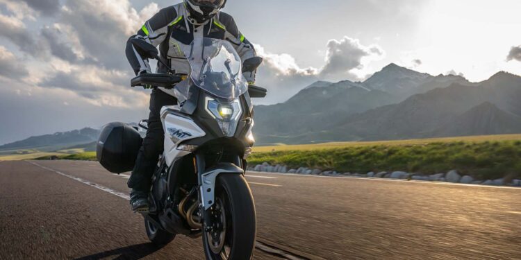 CFMoto 700MT: precio y financiación especial para la multi-touring