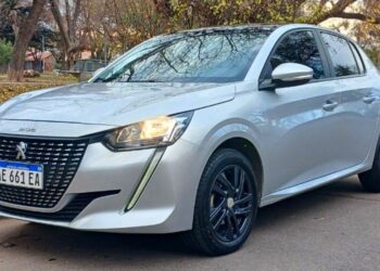 Oportunidad seminuevo: Peugeot 208