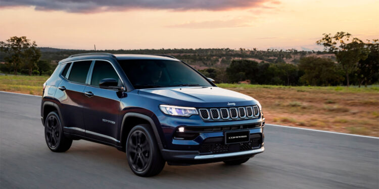 Stellantis comparte el primer vistazo de la nueva generación del Jeep Compass