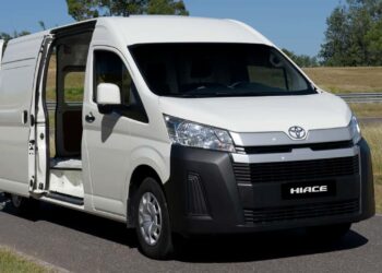 toyota hiace furgon