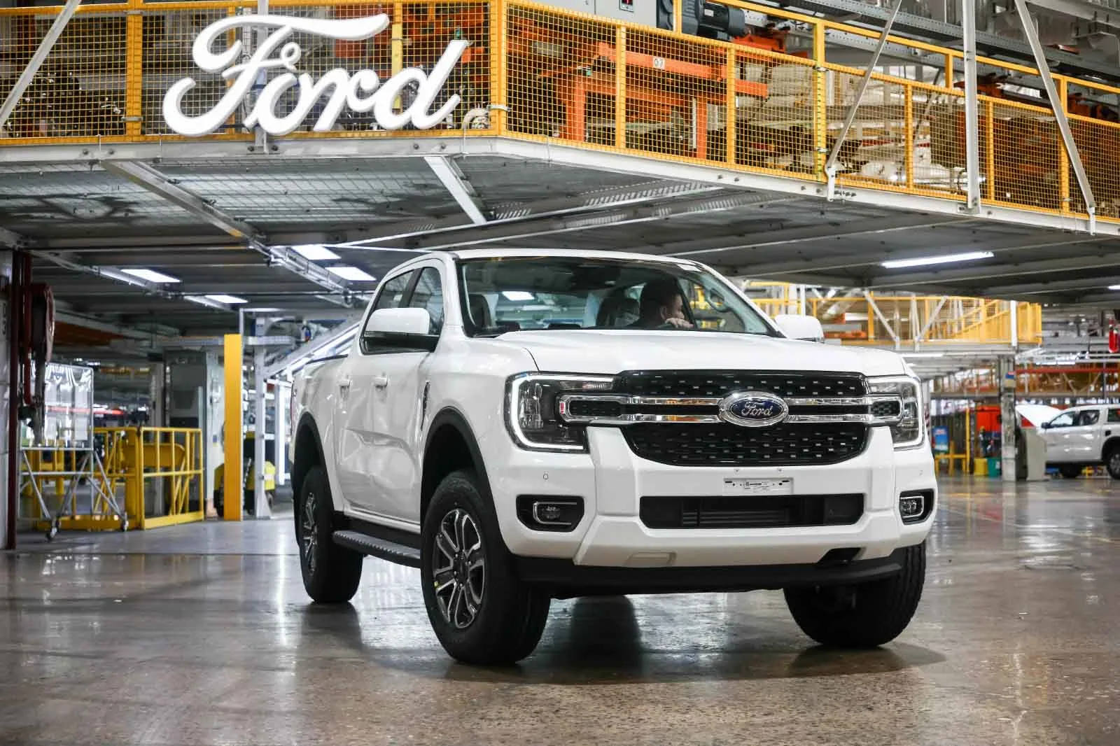 Ford aumenta la producción en Argentina y suma más empleados