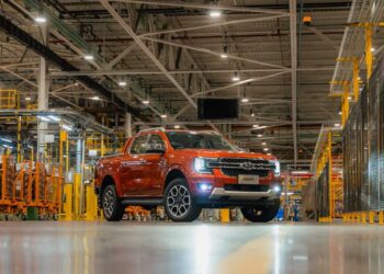 Ford aumenta la producción en Argentina y suma más empleados