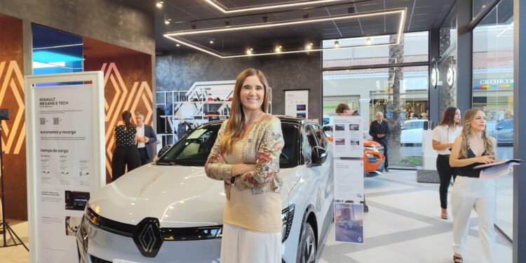 Valentina Solari en tienda RNLT Mendoza